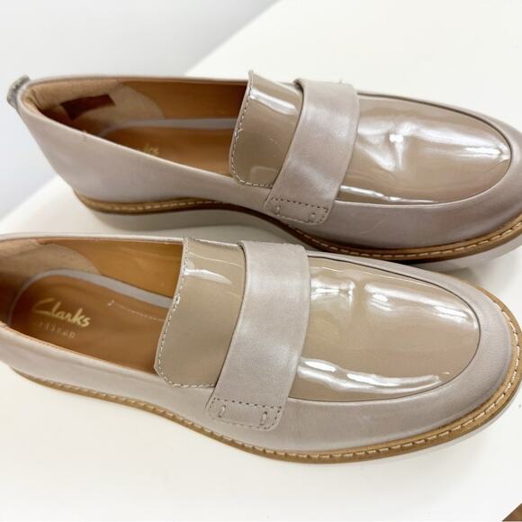 Clarks Beige Loafers - Picture 2 of 7